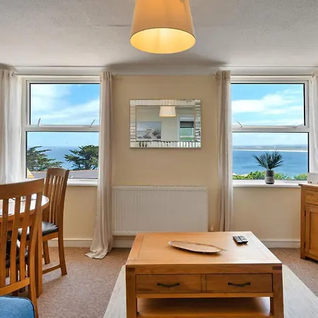Finest Retreats - No 11 Porthminster
